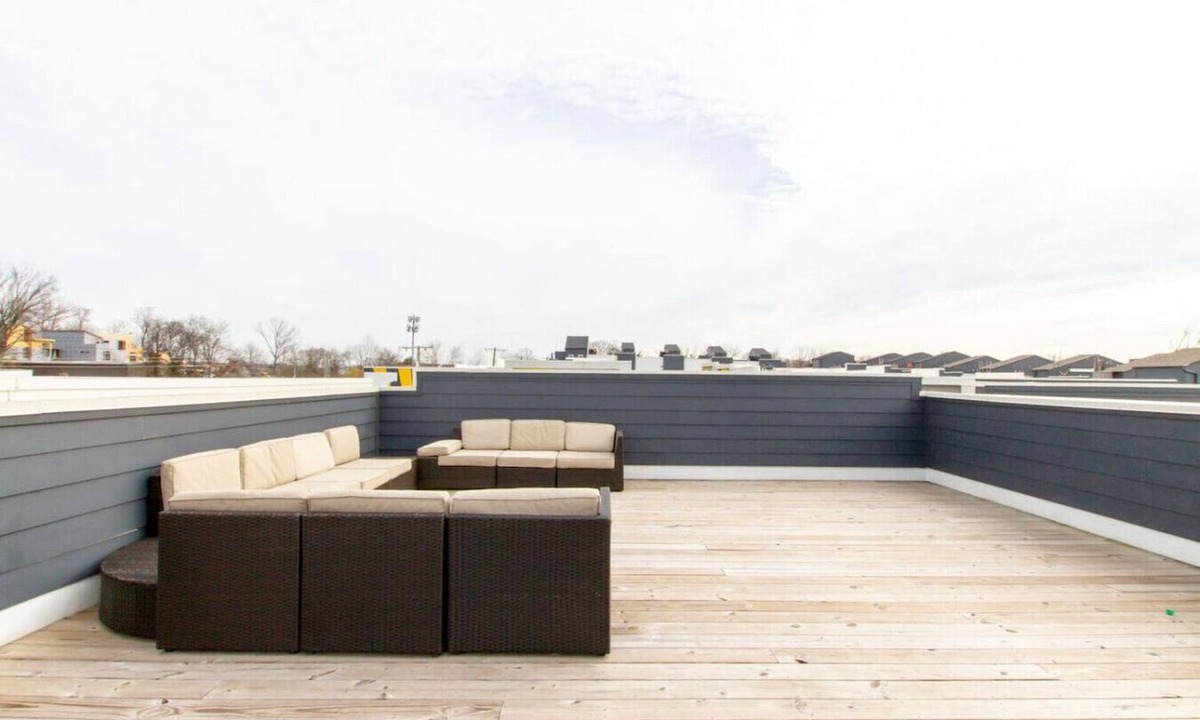 Talbot's Corner House | Harmony of Nashville – Dual Townhomes – 14 Beds