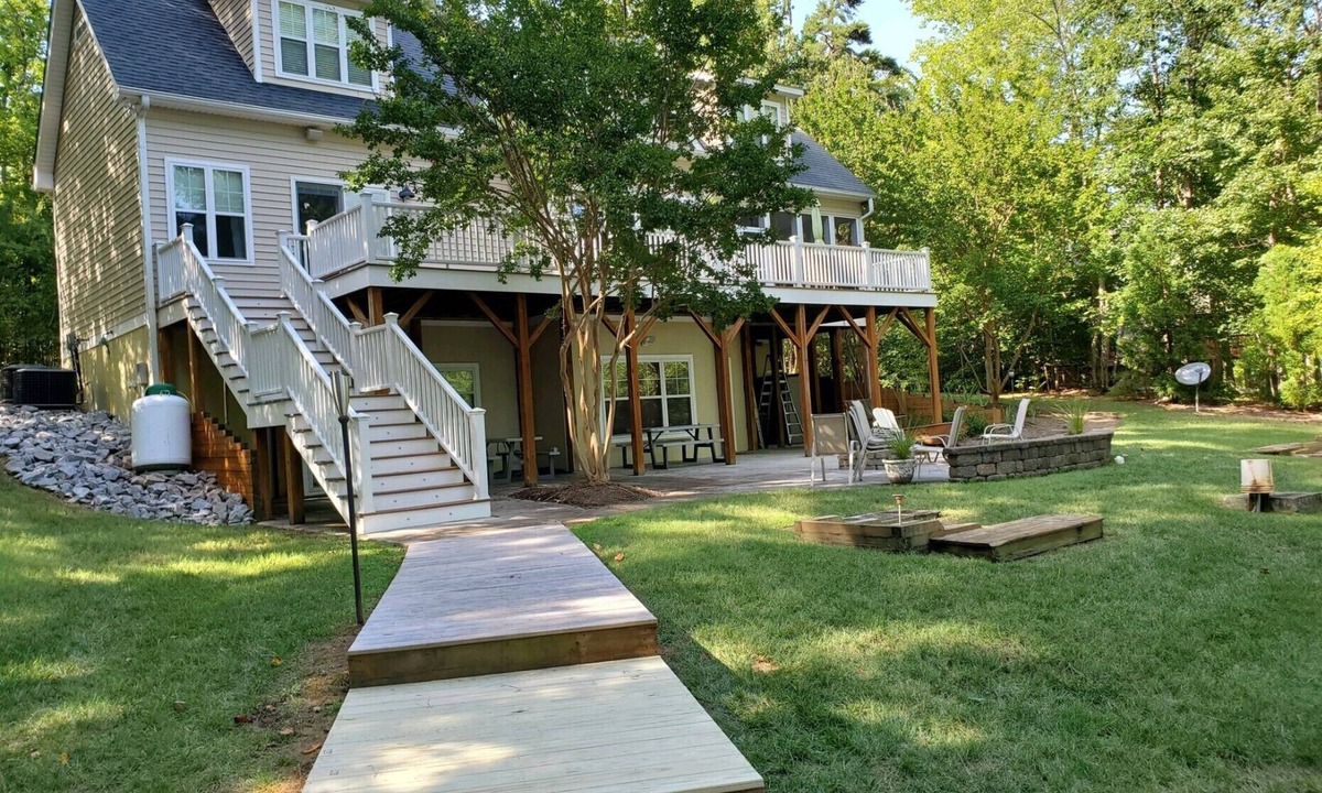Henrico House | Hart Haven - PeaHill Creek - Lake Gaston NICE!