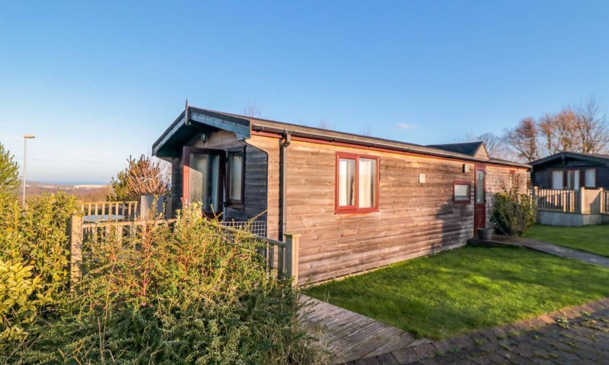 Loftus Cabin | Hawthorne Lodge, Danby