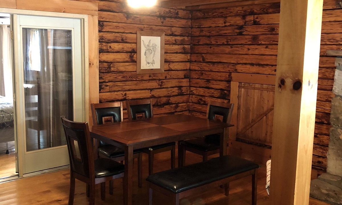 Maggie Valley Cabin | HEART OF THE VALLEY-5 BR Pet and Motorcycle Friendly