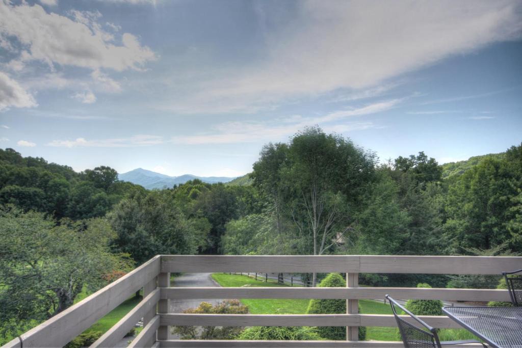 Boone House | Higher Ground at Yonahlossee