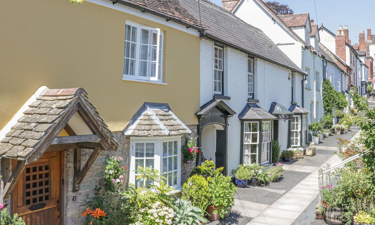Farden Cottage | Hillside Lodge
