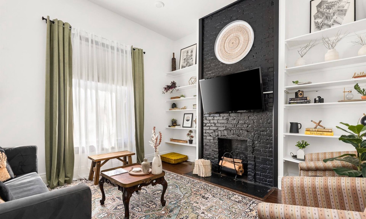 East End House | Historic Cottage in Walkable Five Points