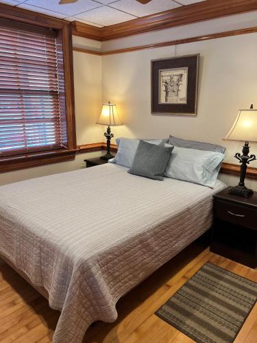 New Bern Apartment | Historic Downtown Condo-1 Bedroom