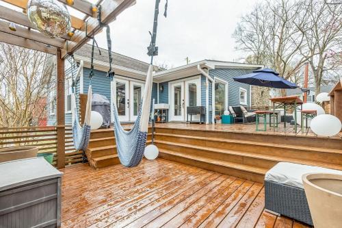 Inglewood House | Historic East Nash Sleeps 6