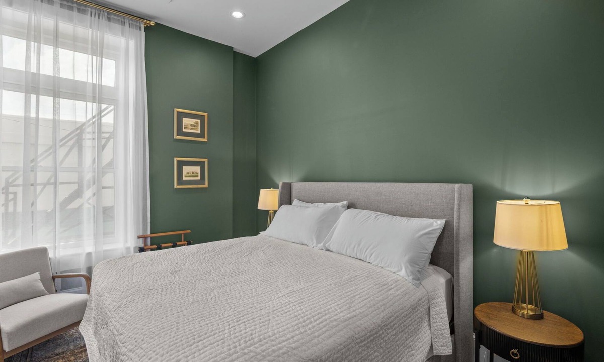 Washington Apartment | Historic Millworks Suite At The West Main - Elevator Access