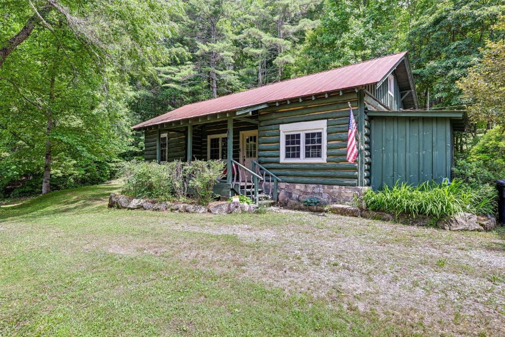 Sapphire House | Historic Sapphire Cabin with Porch, Updated Interior