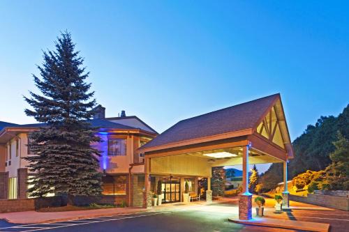 Holiday Inn Express Rock South Ihg Hotel | Blowing Rock