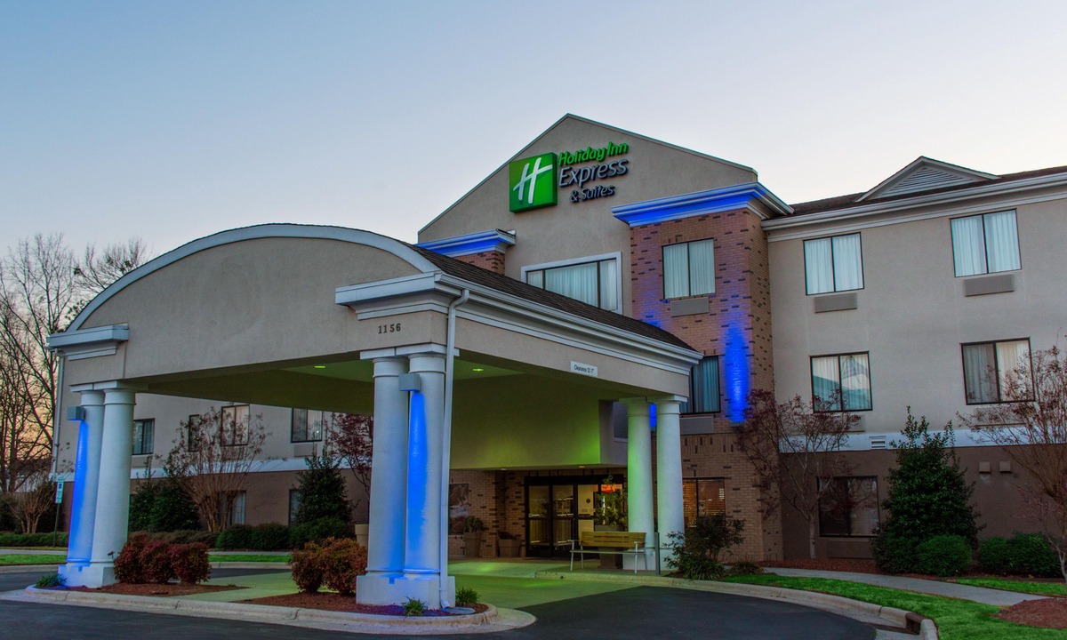 Kinston Hotel | Holiday Inn Express Hotel & Suites Kinston, an Ihg Hotel