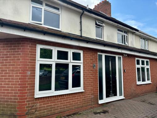 Cradley House | HomesRentals