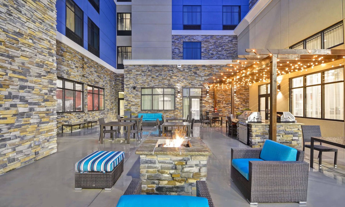 Rocky Mount Hotel | Homewood Suites by Hilton Rocky Mount