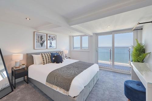 West Cliff Apartment | Host & Stay - Pier View Penthouse