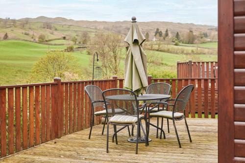 Troutbeck Apartment | Host & Stay - Pine View