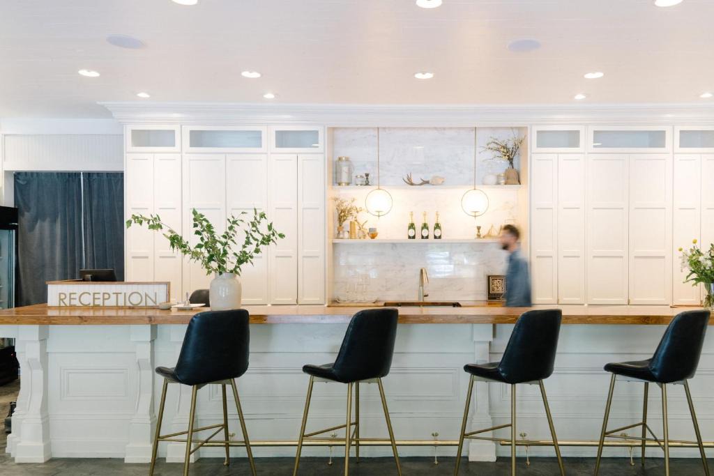 Cashiers Hotel | Hotel Cashiers