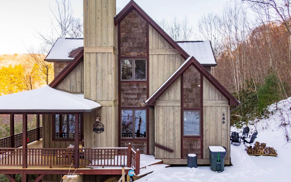 Elk Park House | House ∙ 2 bedrooms ∙ 6 guests