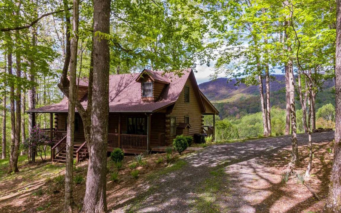 West Jefferson House | House ∙ 3 bedrooms ∙ 8 guests