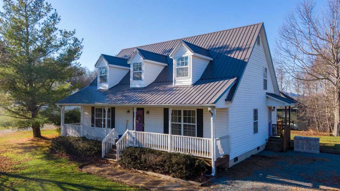 Seven Devils House | House ∙ 3 bedrooms ∙ 8 guests