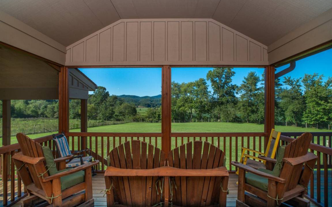 Brevard House | House ∙ 3 bedrooms ∙ 6 guests