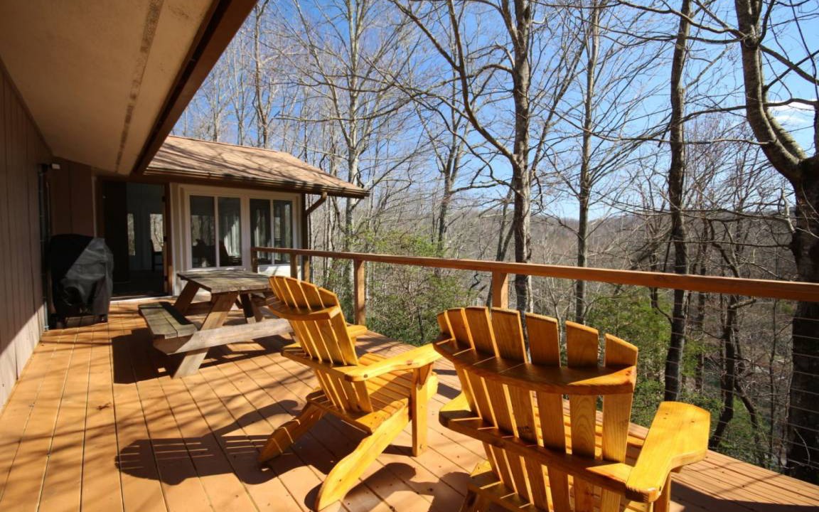 Brevard House | House ∙ 3 bedrooms ∙ 8 guests