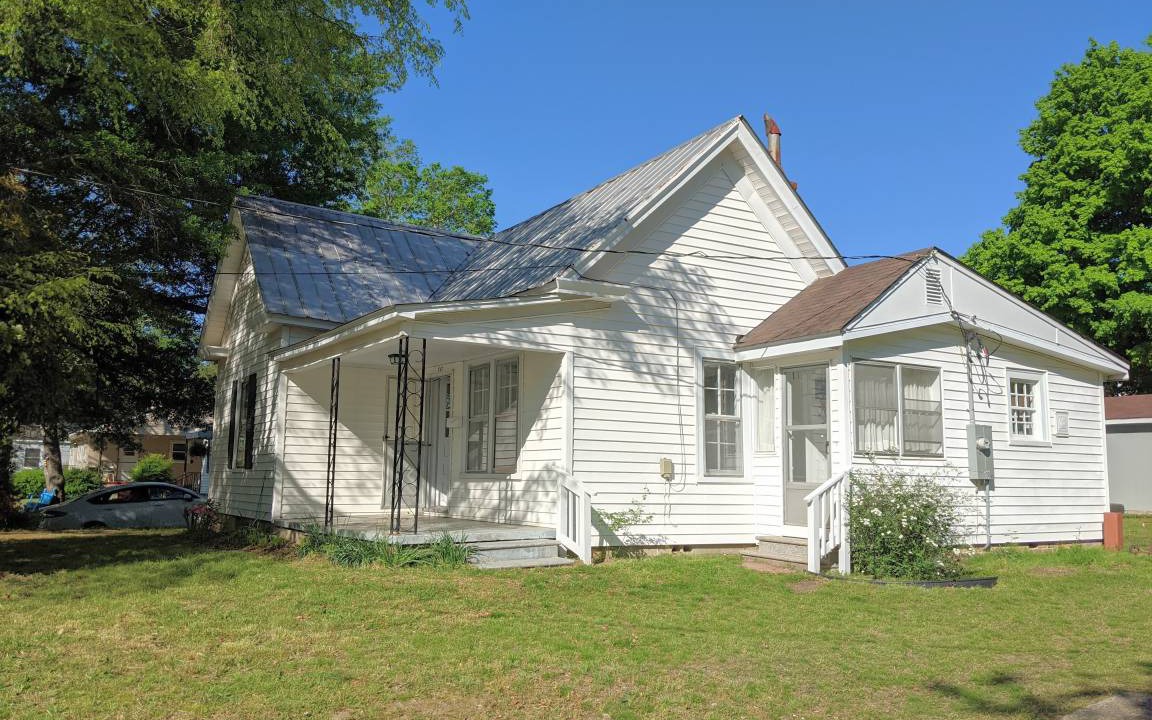 Clayton House | House ∙ 3 bedrooms ∙ 8 guests