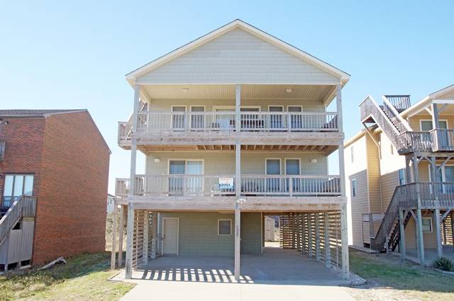 Kill Devil Hills House | House ∙ 4 bedrooms ∙ 12 guests