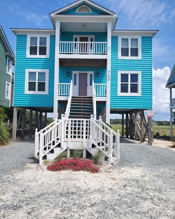 Tailslide Inn | Holden Beach