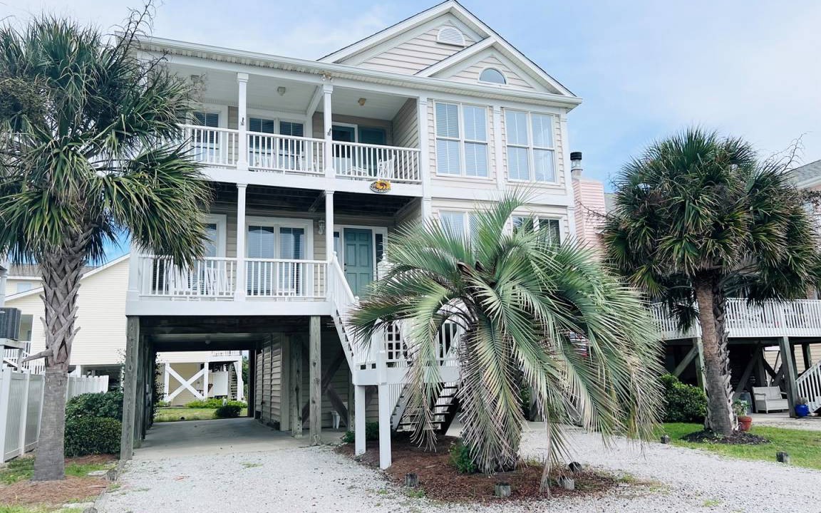Le Tournesol | Holden Beach