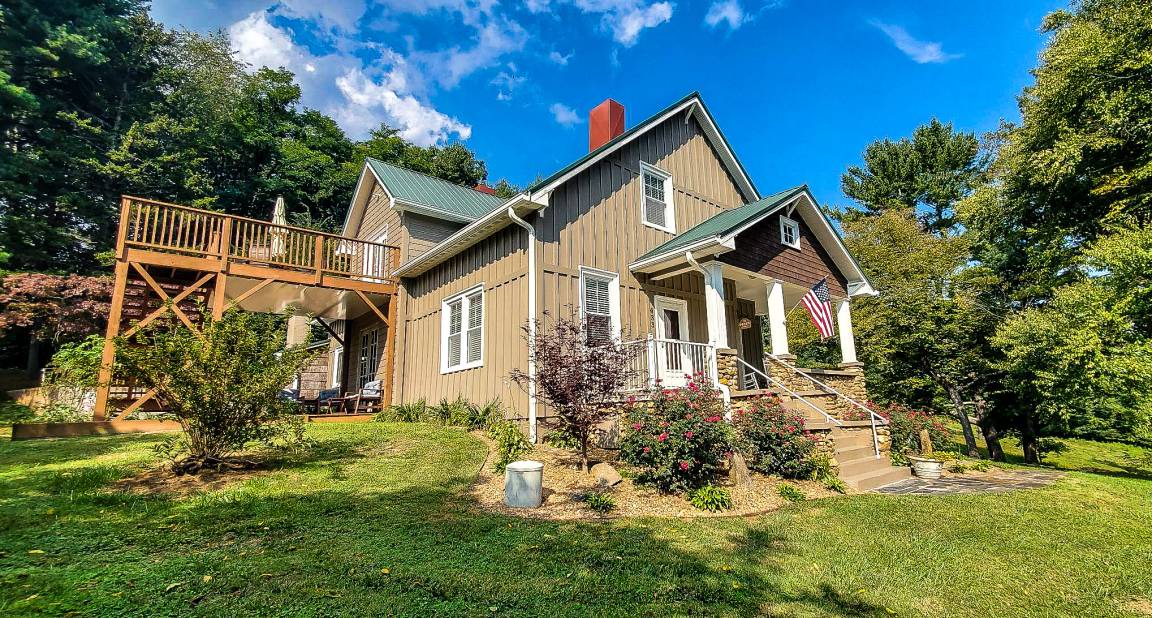 West Jefferson House | House ∙ 5 bedrooms ∙ 12 guests
