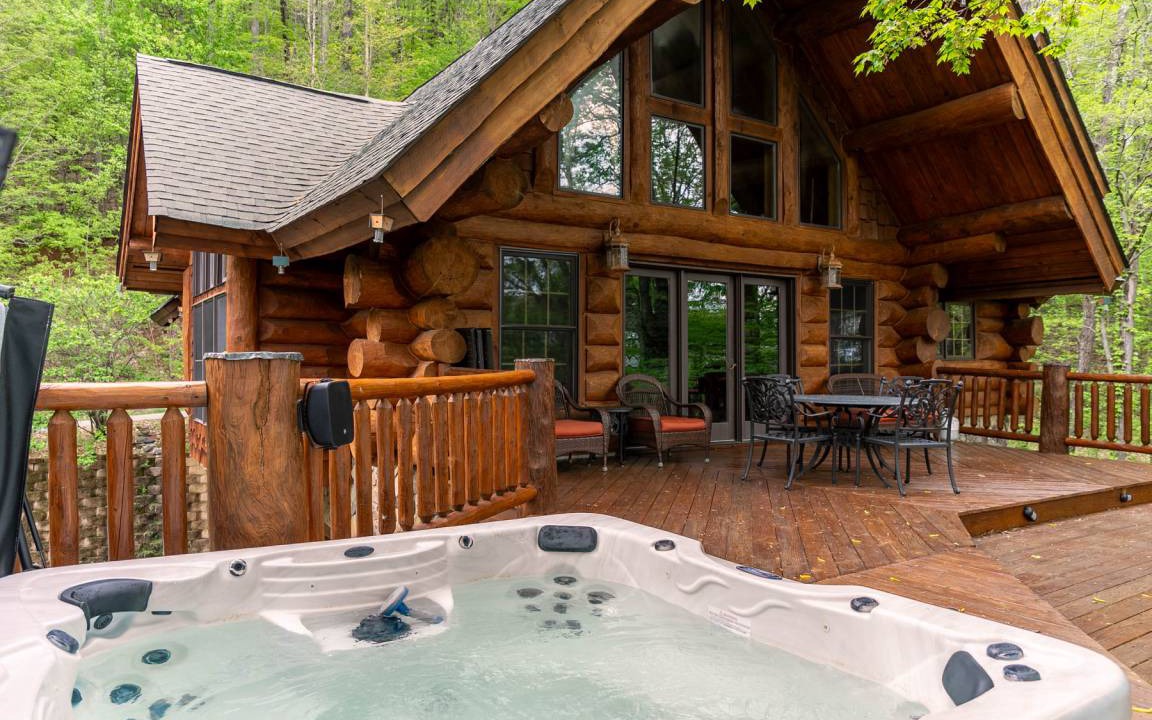 West Jefferson House | House ∙ 5 bedrooms ∙ 13 guests