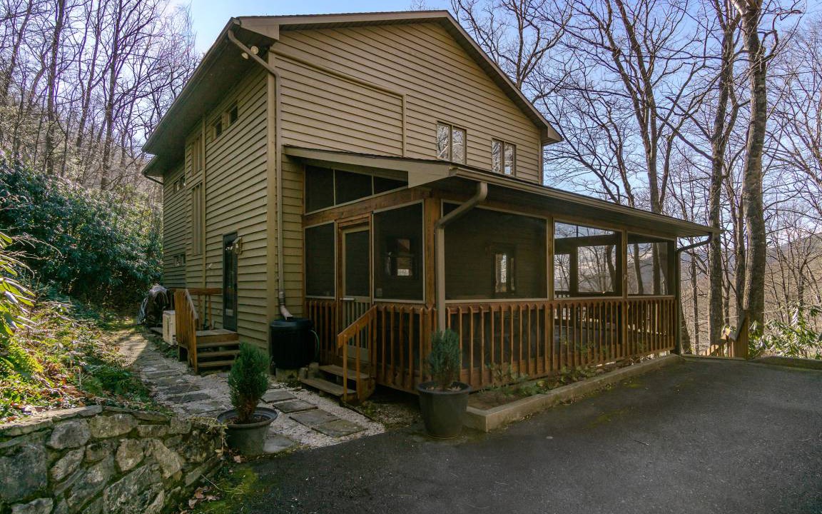 Black Mountain House | House ∙ 5 bedrooms ∙ 10 guests