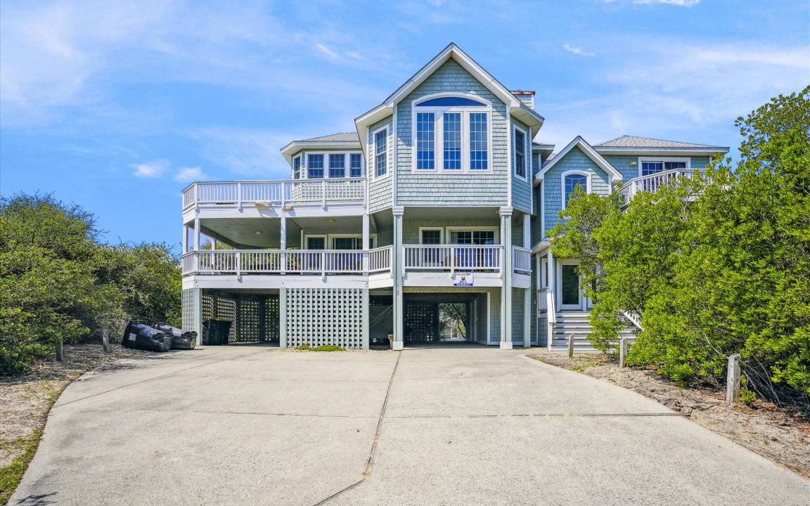Pine Island House | House ∙ 5 bedrooms ∙ 14 guests