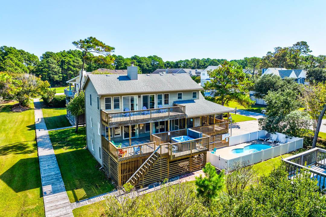 Corolla Light House | House ∙ 6 bedrooms ∙ 13 guests
