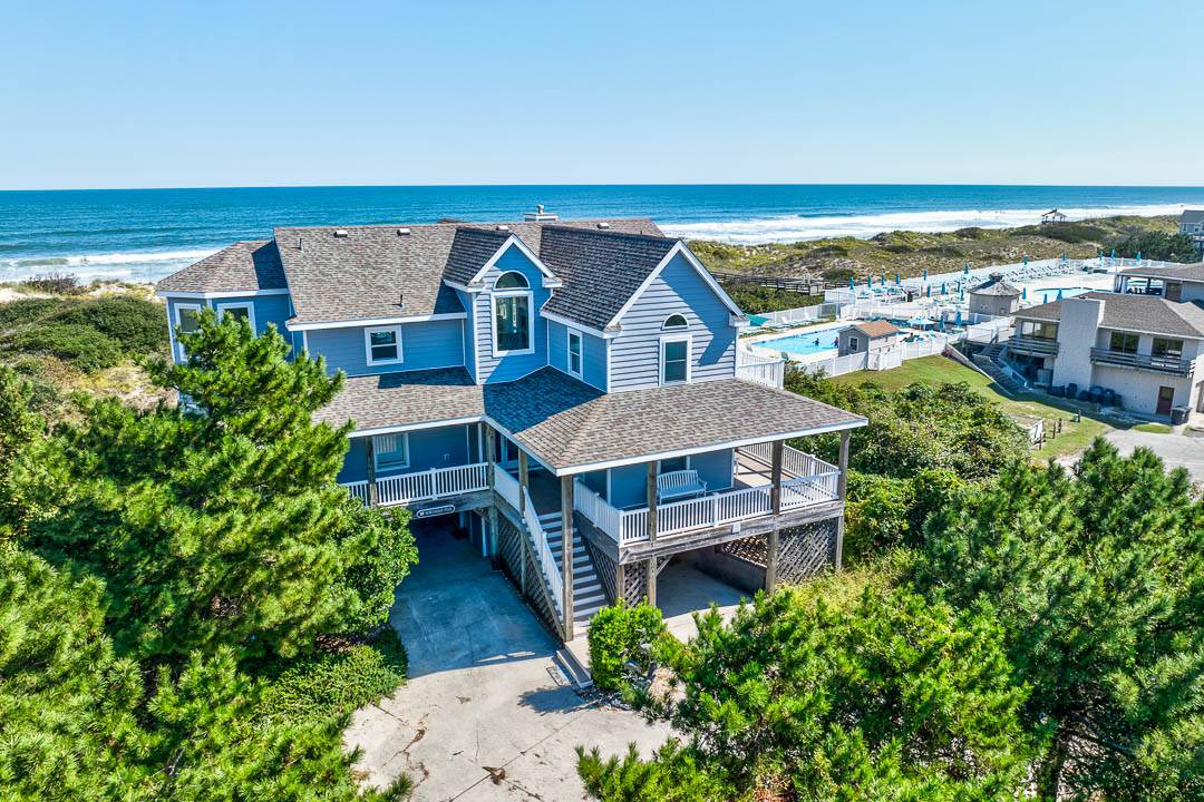 Corolla Light House | House ∙ 6 bedrooms ∙ 15 guests
