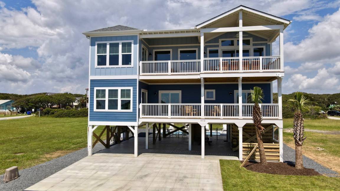 Yaupon Beach House | House ∙ 7 bedrooms ∙ 18 guests
