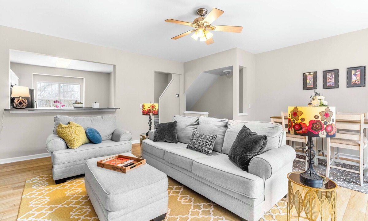 Long Lake House | Ideal Short or Mid-Term 3B/2B Rental Townhome in N. Raleigh–Near RTP/Cary/Durham
