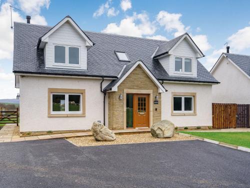Strathblane House | Iora Rua-Uk40006