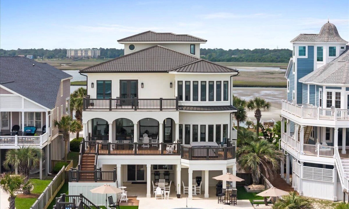 Sunset Beach House | Isle Be Back- Ocean Isle Beach