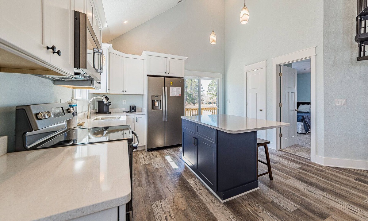 Harbinger House | KIL9102 Kilmarlic Caddy Shack Cottage. Golf/Community Pool /Fitness