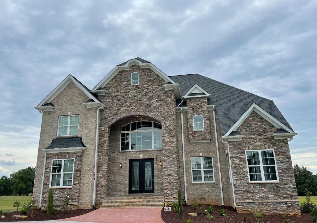 Whitsett House | La Casa Grande Hosting