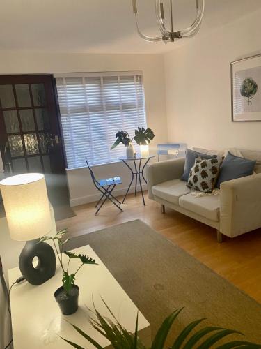 Wolverhampton Apartment | Lakeside View 2, Perton Village