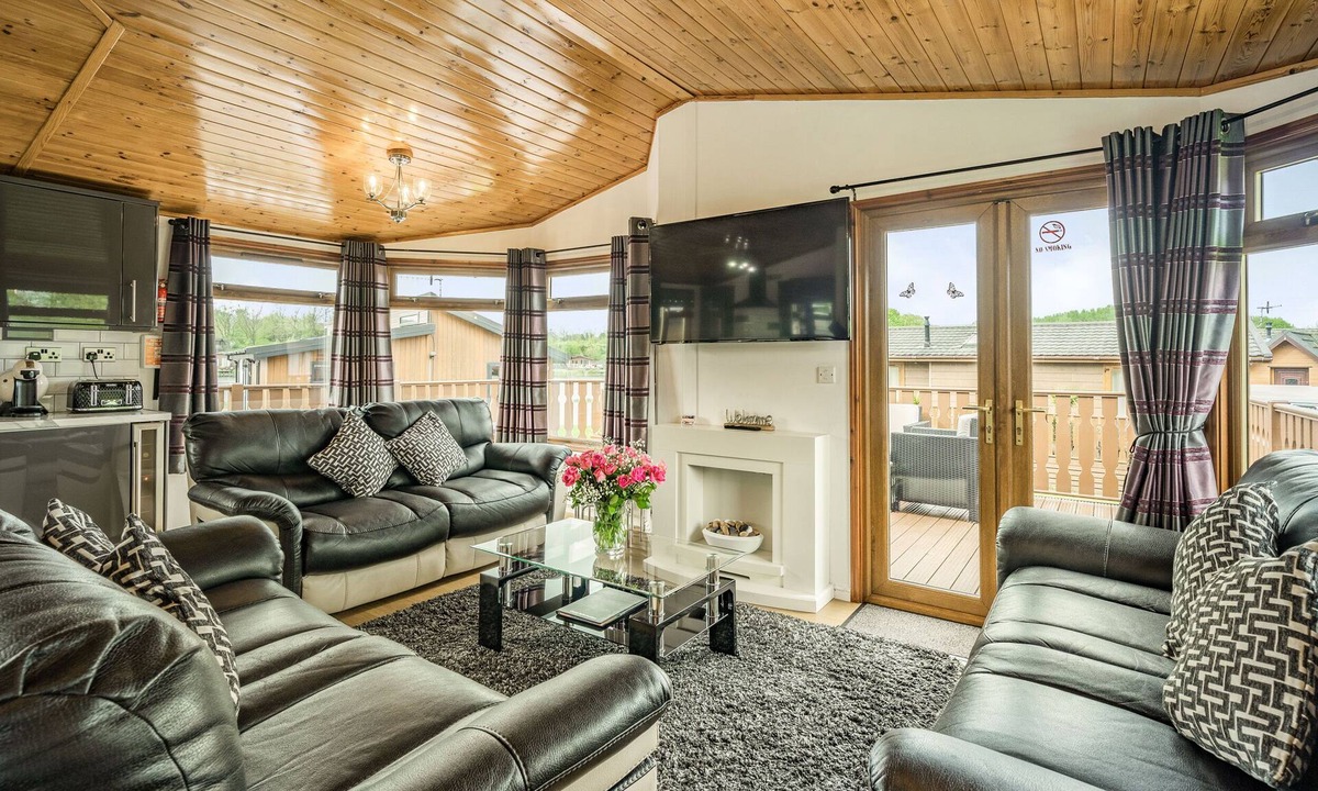 Warton Cottage | Lakeview Lodge