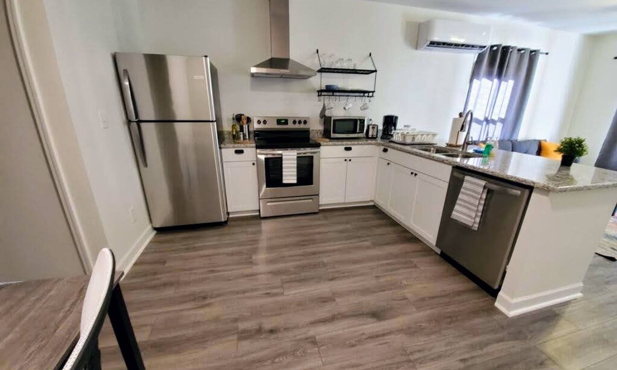 Durham Apartment | Lakewood Lyon Park Renovated Cottage Near Duke 26B