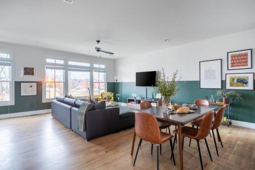 Buena Vista House | Lambert by AvantStay Stunning 4BR Condo in Heart of Nashville
