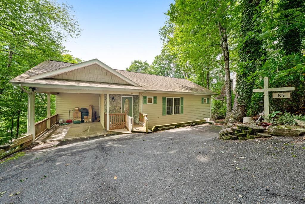 Newland House | Land Harbor Landing