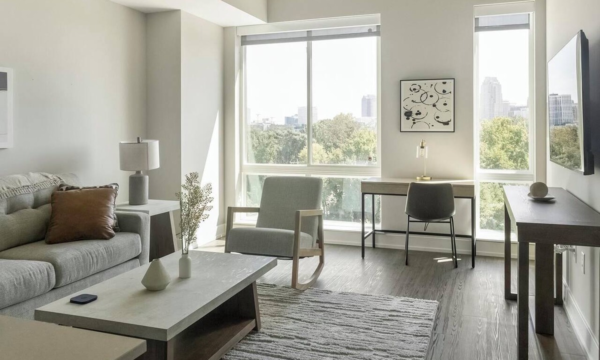 Southwest Raleigh Apartment | Landing | Chic 1BD in Caraleigh
