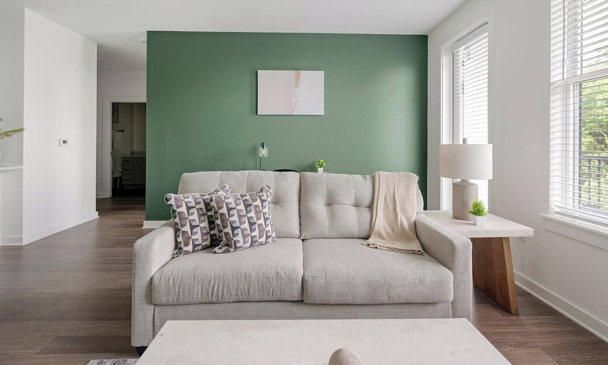 Brentwood Apartment | Landing | Modern 1BD, Gym, Clubhouse