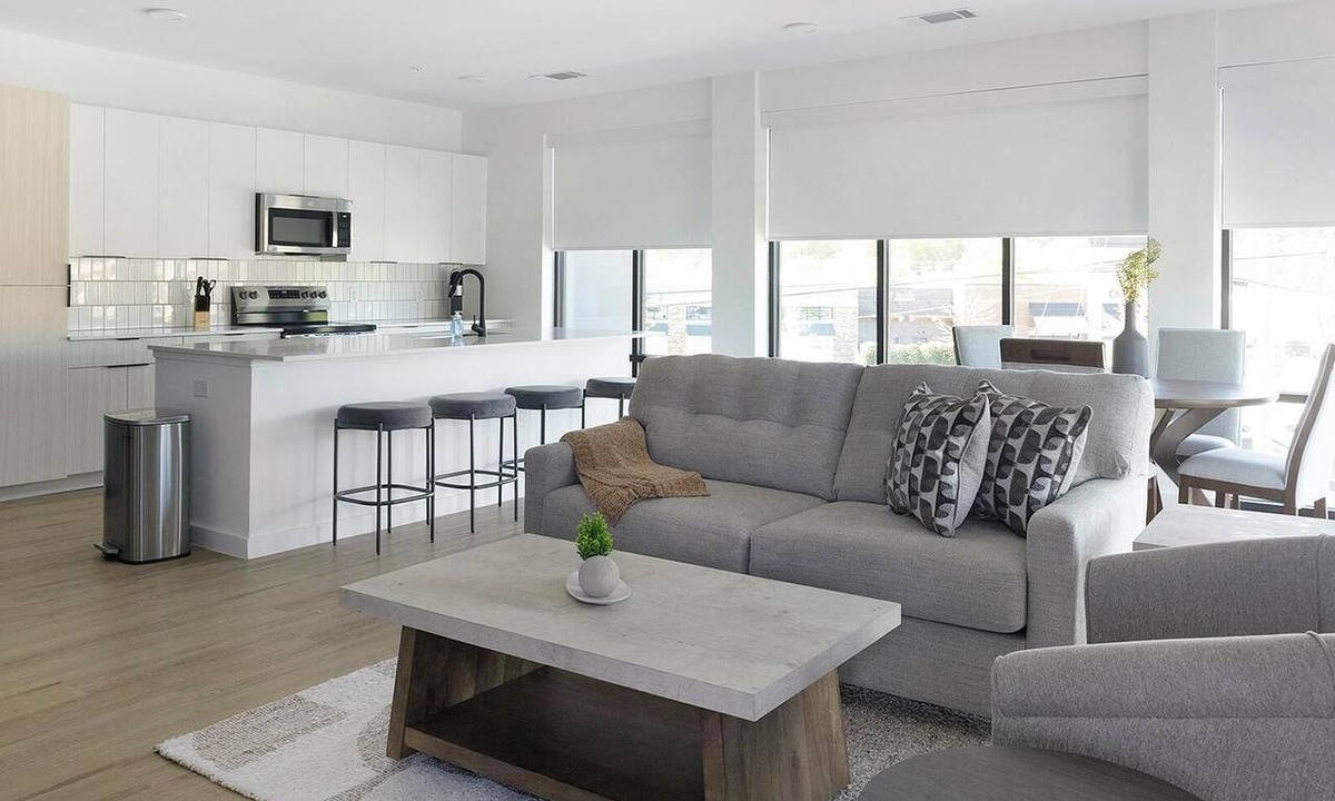 Chapel Hill Apartment | Landing | Spectacular 3BD, Gym, Game Room