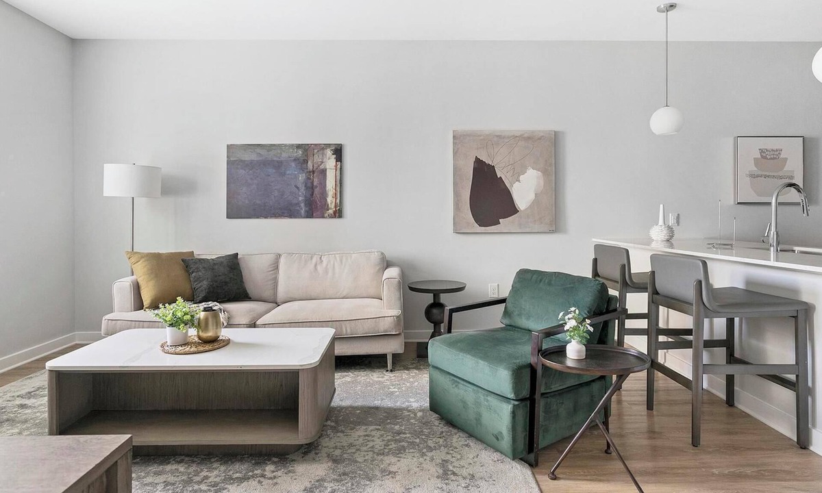 Downtown Apartment | Landing | Stunning 1BD, Courtyard, Yoga Studio
