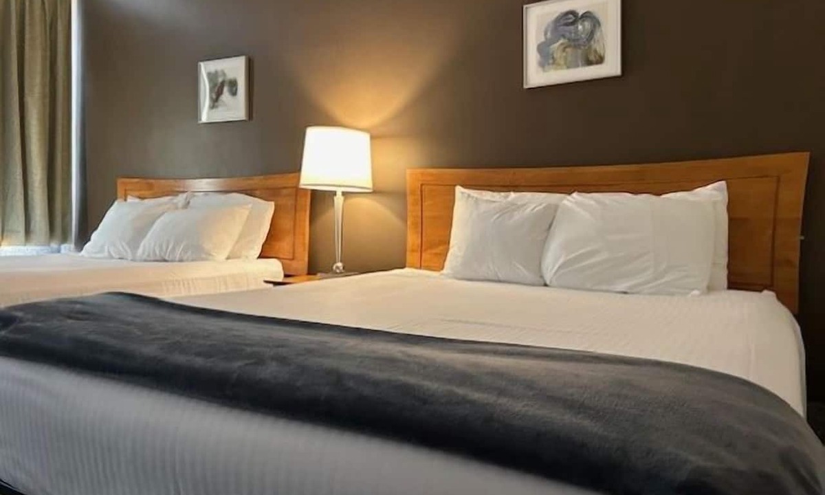 Brattleboro Hotel | Latchis Hotel