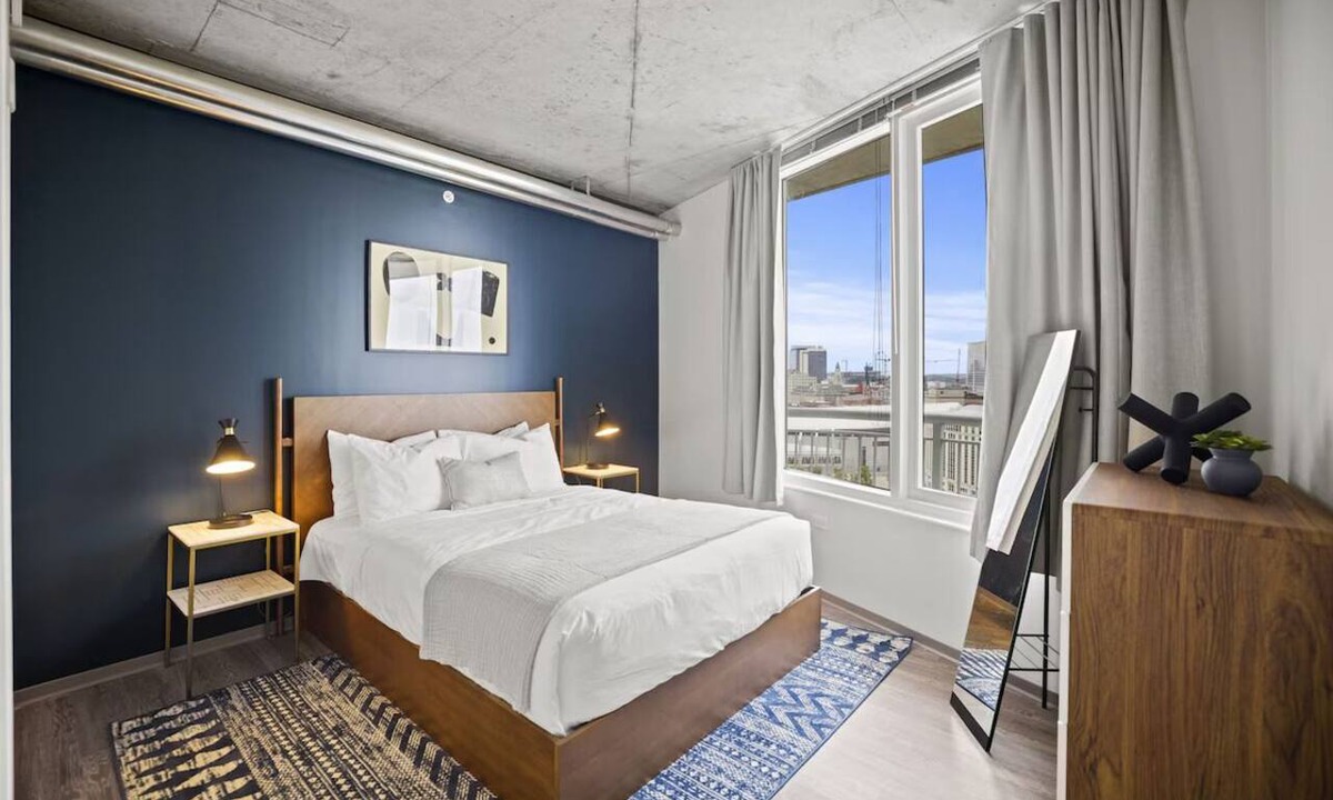 Sobro Apartment | Live Music and City Lights | Stay at an Upscale Haven in Nashville Near Hotspots